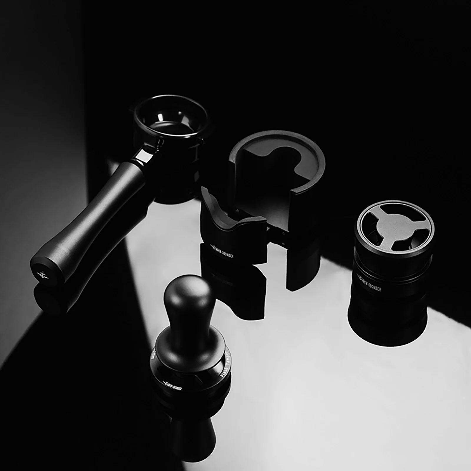 MHW-3BOMBER Astra Collection Portafilter Holder 51-58mm Universal - Image 17