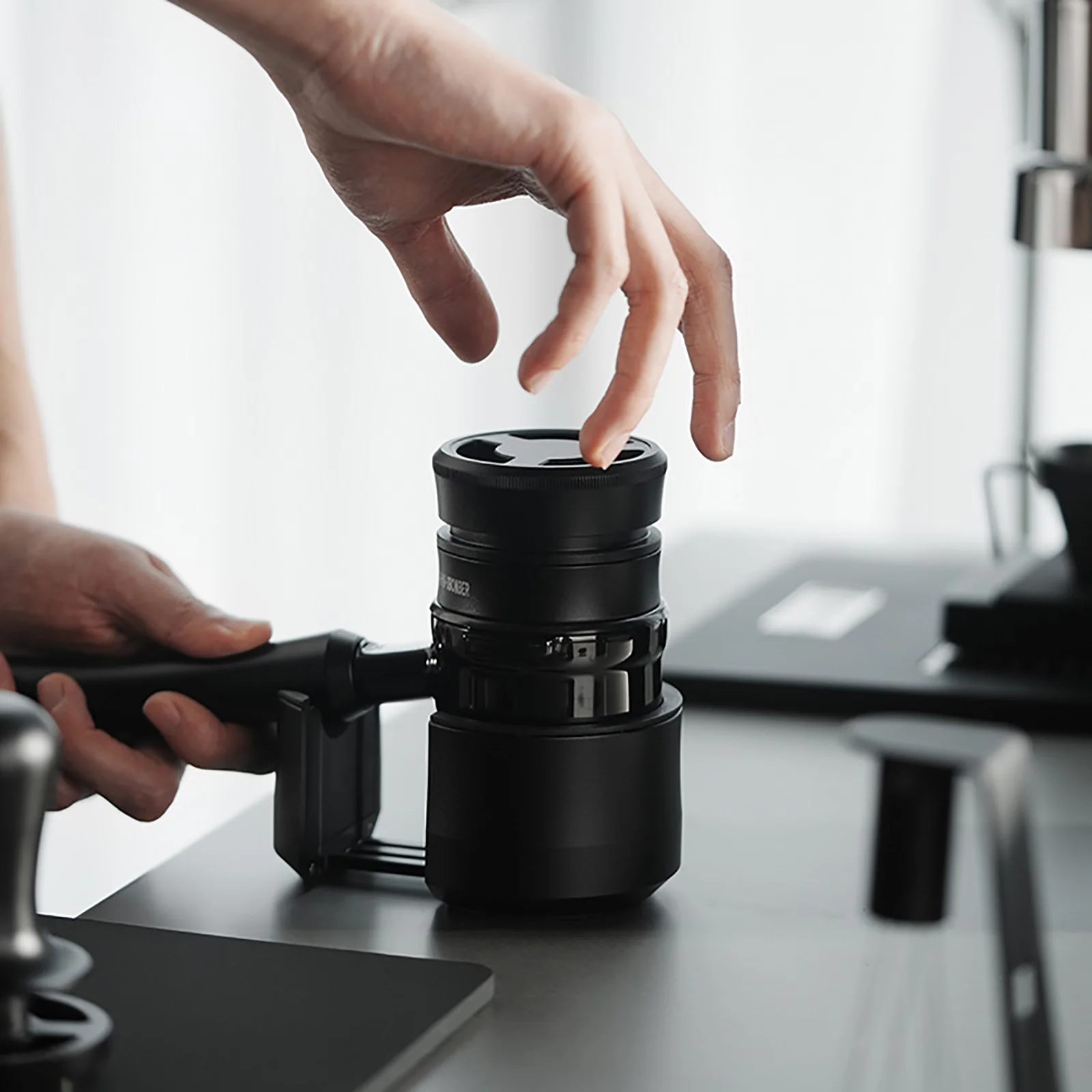 MHW-3BOMBER Astra Collection Portafilter Holder 51-58mm Universal - Image 8