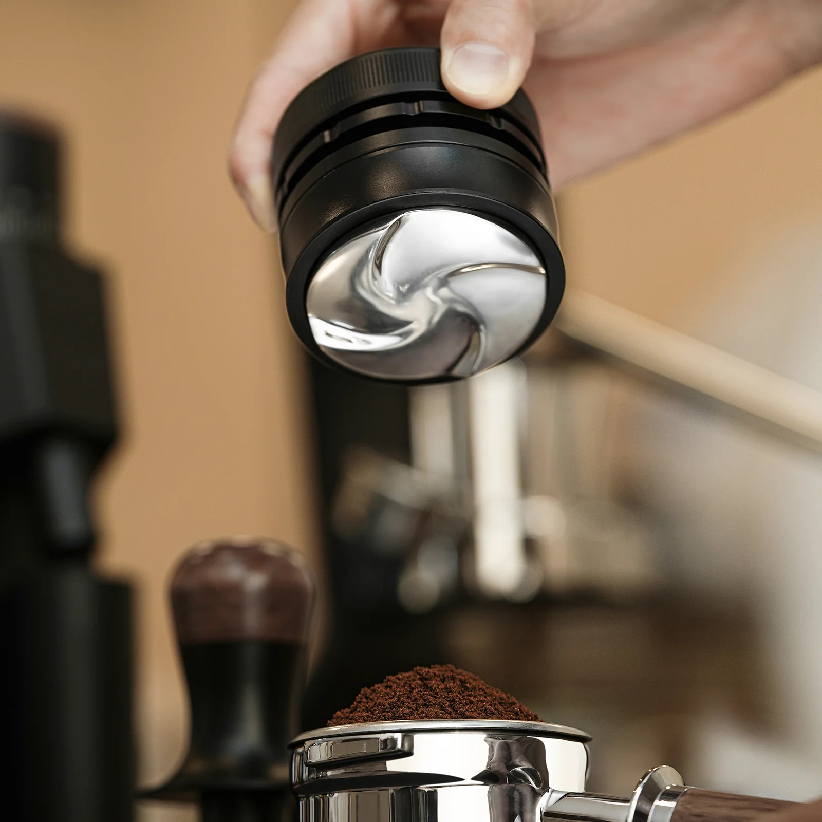 MHW-3BOMBER Coffee Gravity Distributor - Image 8