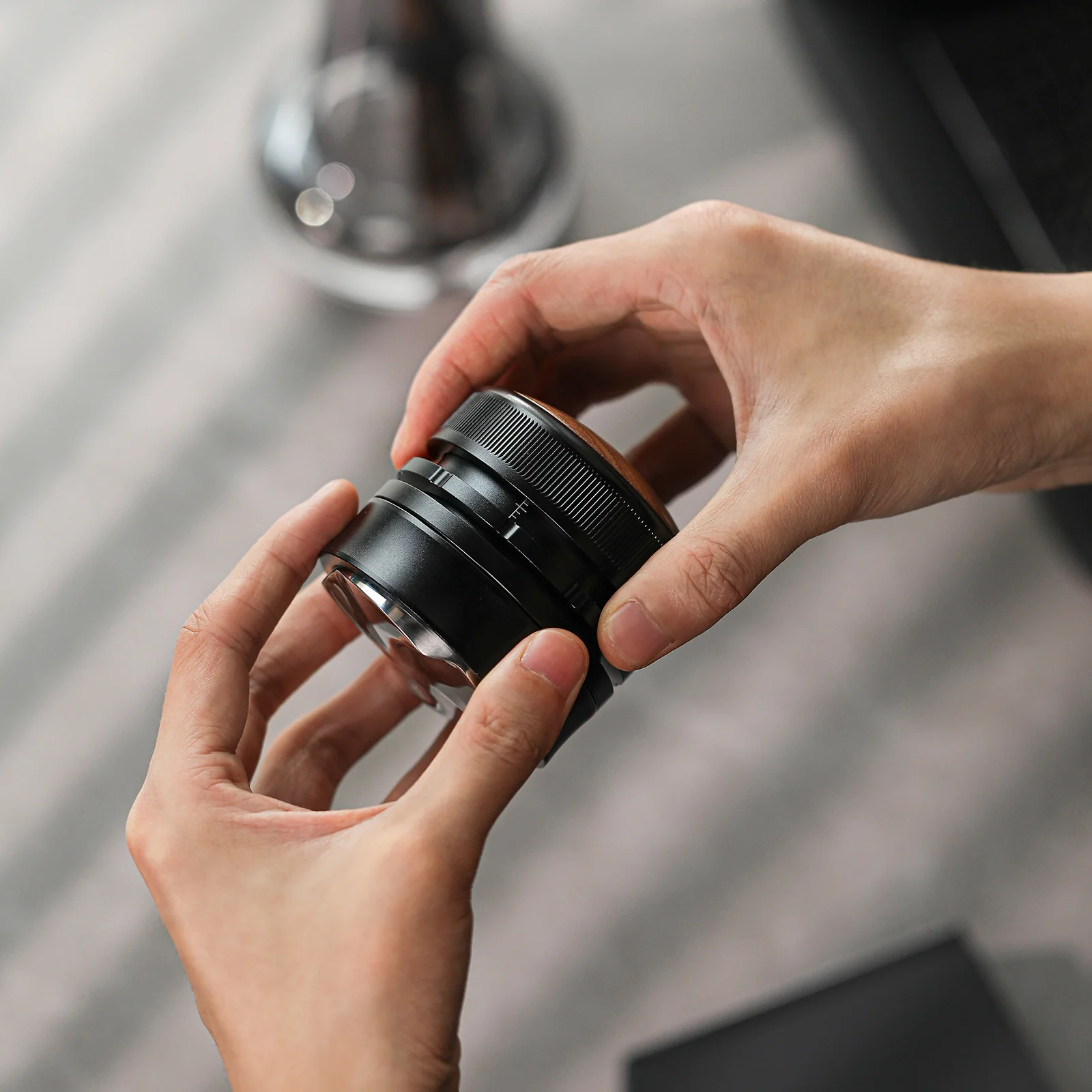MHW-3BOMBER Coffee Gravity Distributor - Image 9