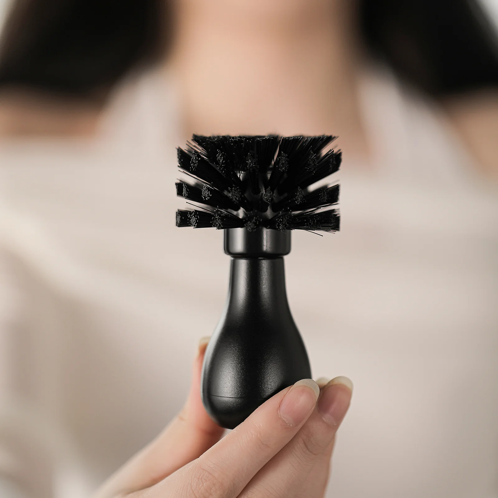 MHW-3BOMBER Coffee Portafilter Cleaning Brush - Image 4