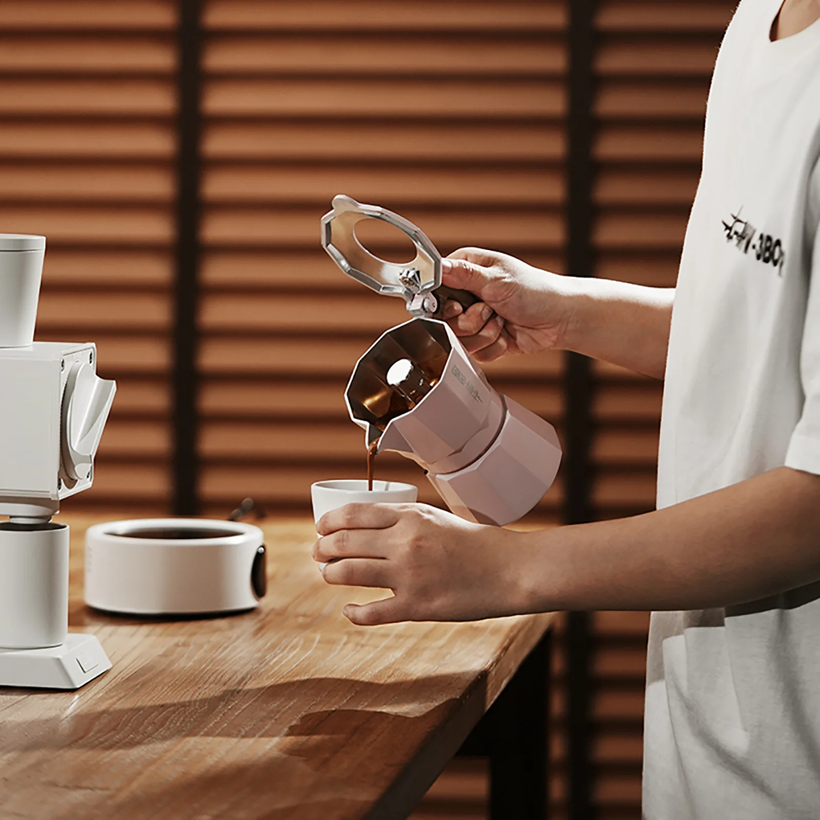 MHW-3BOMBER Double Valve Moka Pot 100ml - Image 12