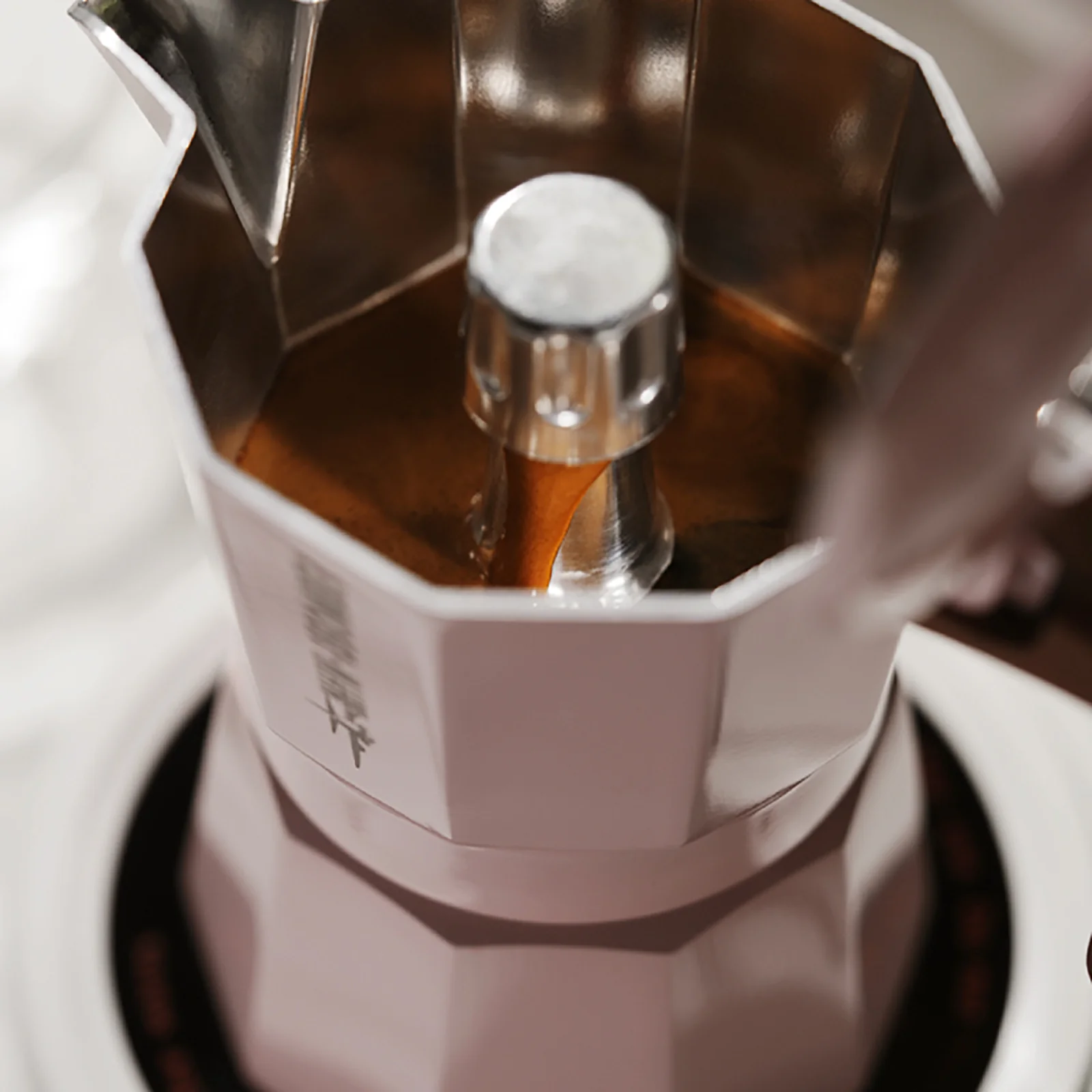 MHW-3BOMBER Double Valve Moka Pot 100ml - Image 5
