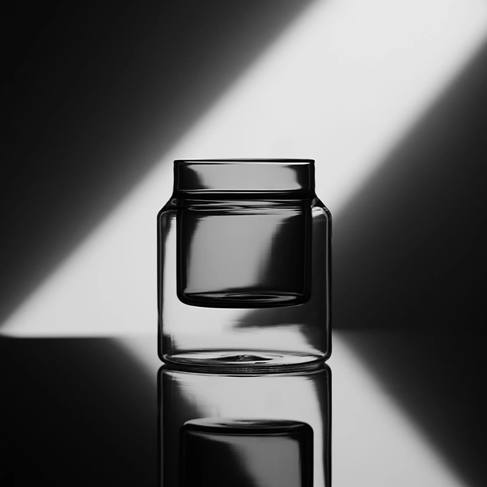 MHW-3BOMBER DW Series Glass Cup Black - Image 4