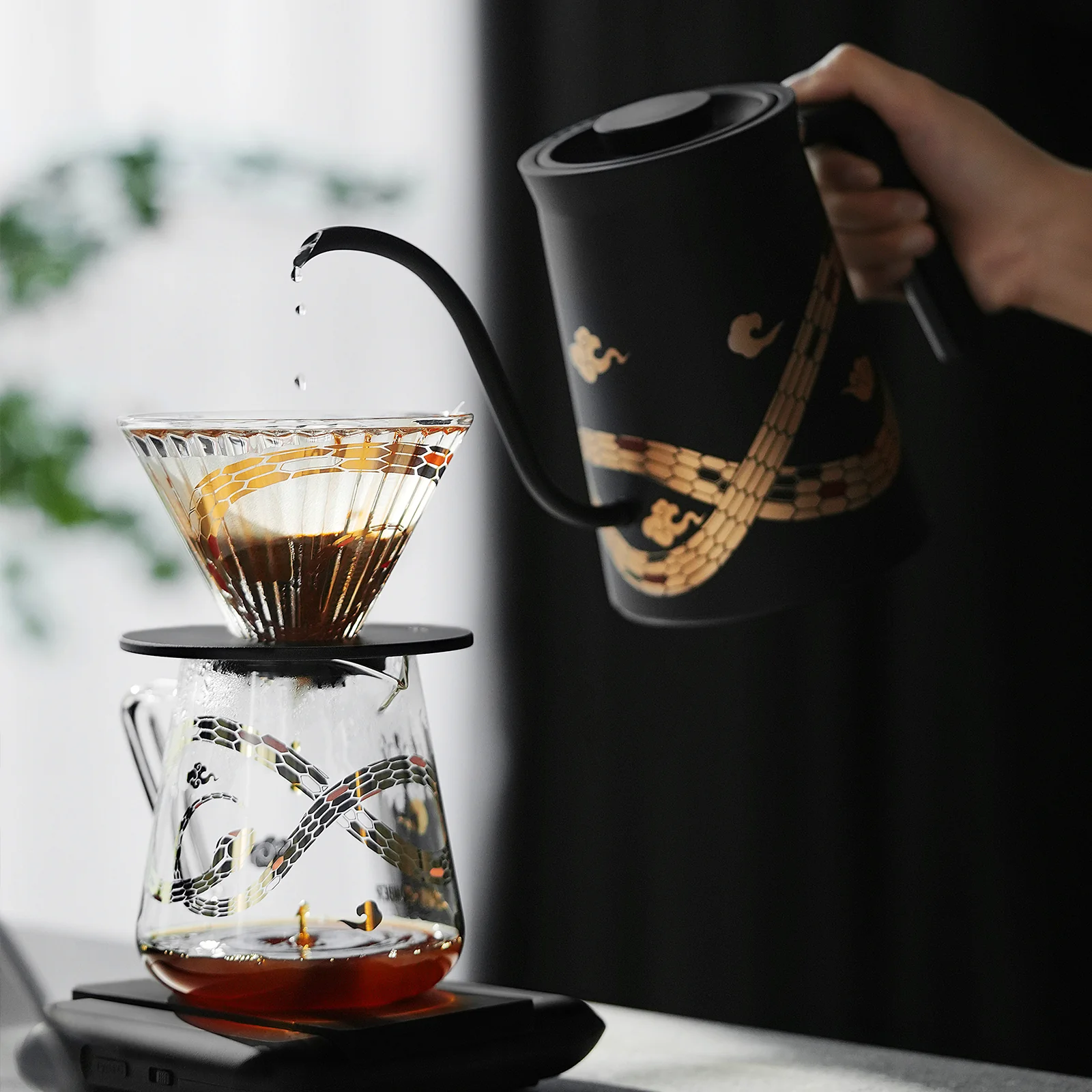 MHW-3BOMBER Elf Coffee Server - Serpent Collection - Image 9