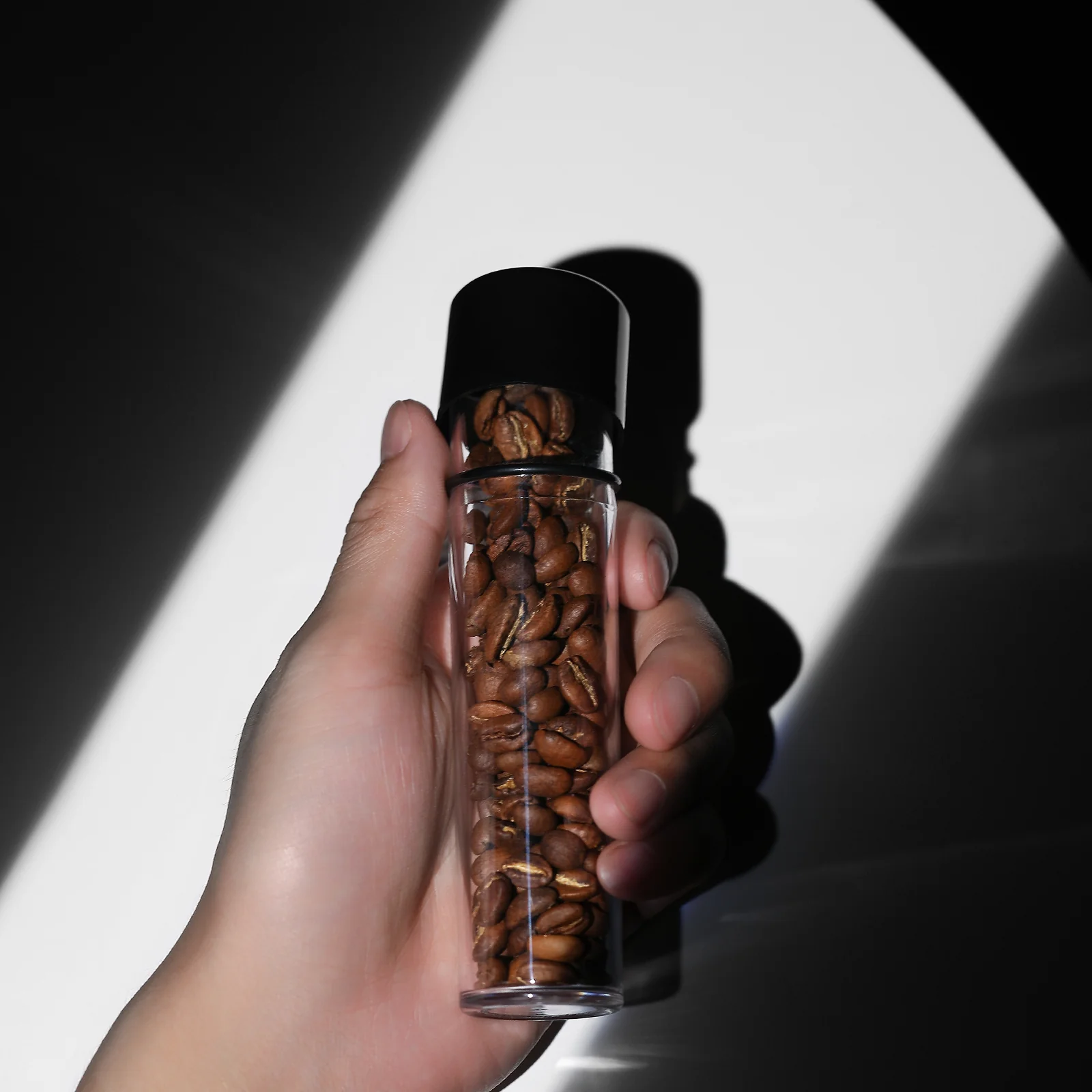 MHW-3BOMBER Energy Bottle & Magnetic Cellar Stand - Image 17