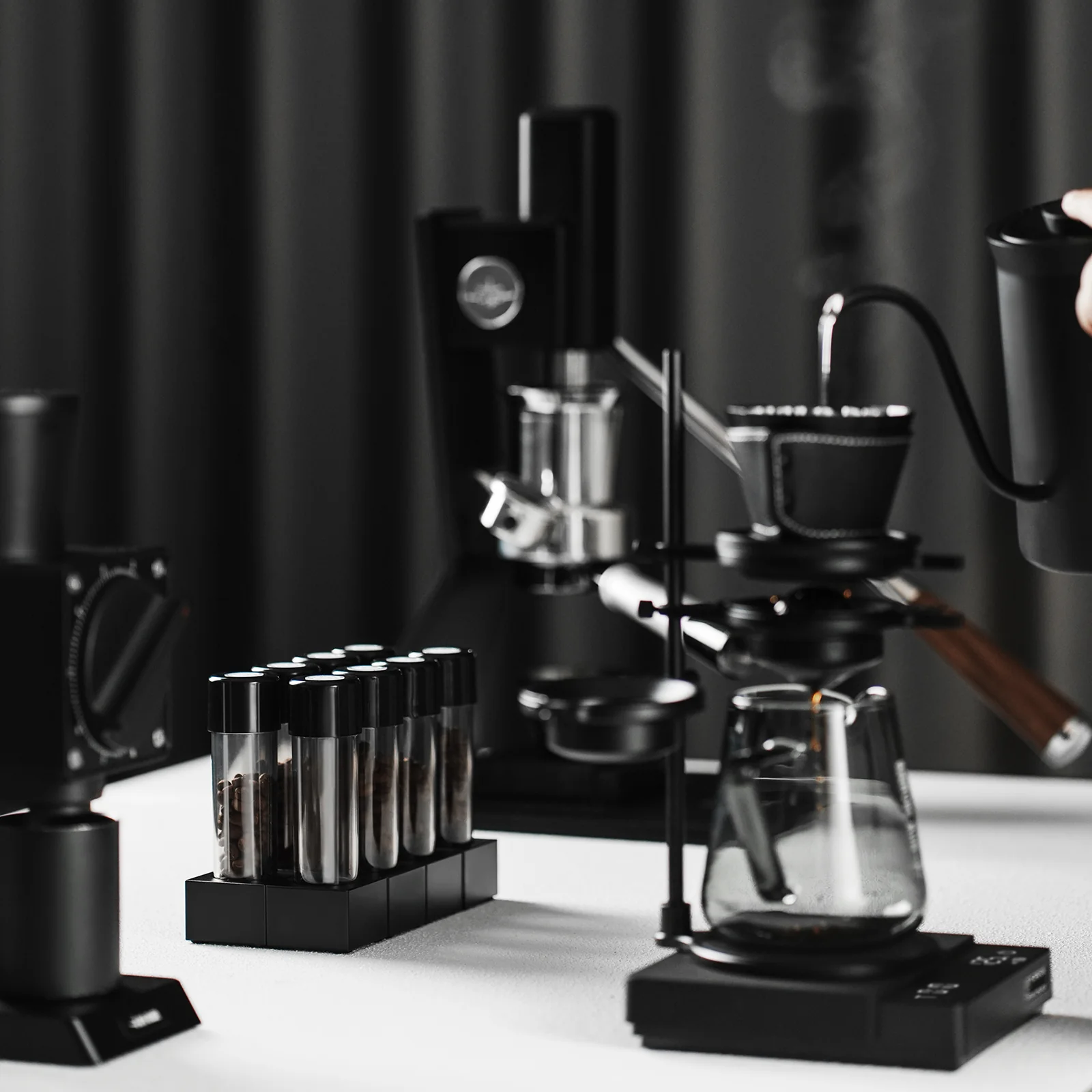 MHW-3BOMBER Energy Bottle & Magnetic Cellar Stand - Image 9