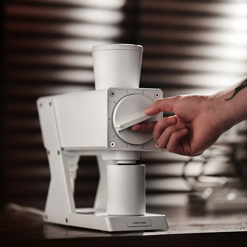 MHW-3BOMBER F74 Navigator Electric Coffee Grinder - Image 20