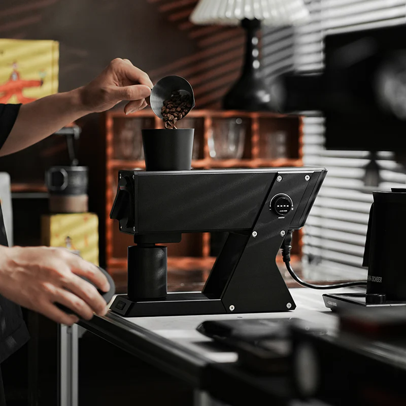 MHW-3BOMBER F74 Navigator Electric Coffee Grinder - Image 8
