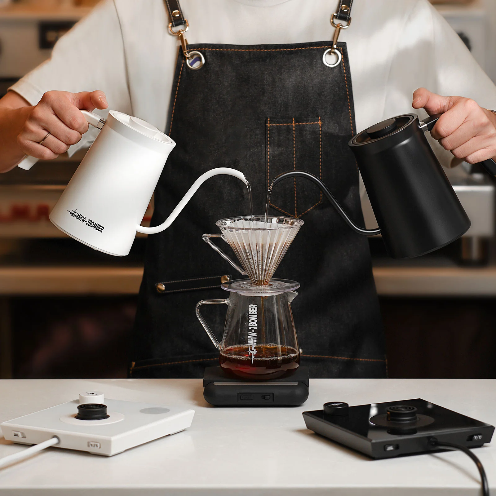 MHW-3BOMBER Assassin Gooseneck Electric Kettle - Image 3