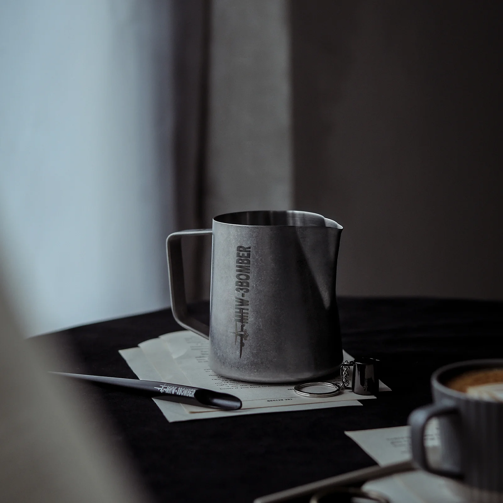 MHW-3BOMBER Latte Art Pitcher 5.0 Silver Spot - Image 8