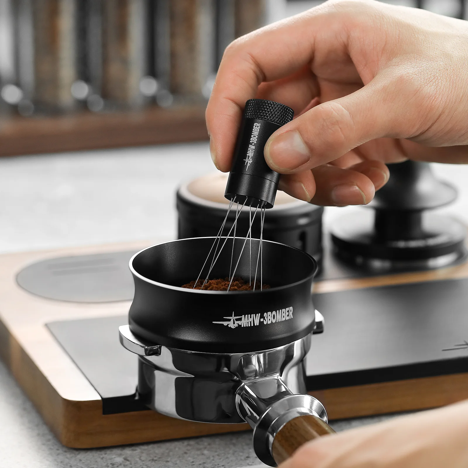 MHW-3BOMBER Espresso Magnetic Coffee Dosing Funnel - Image 2