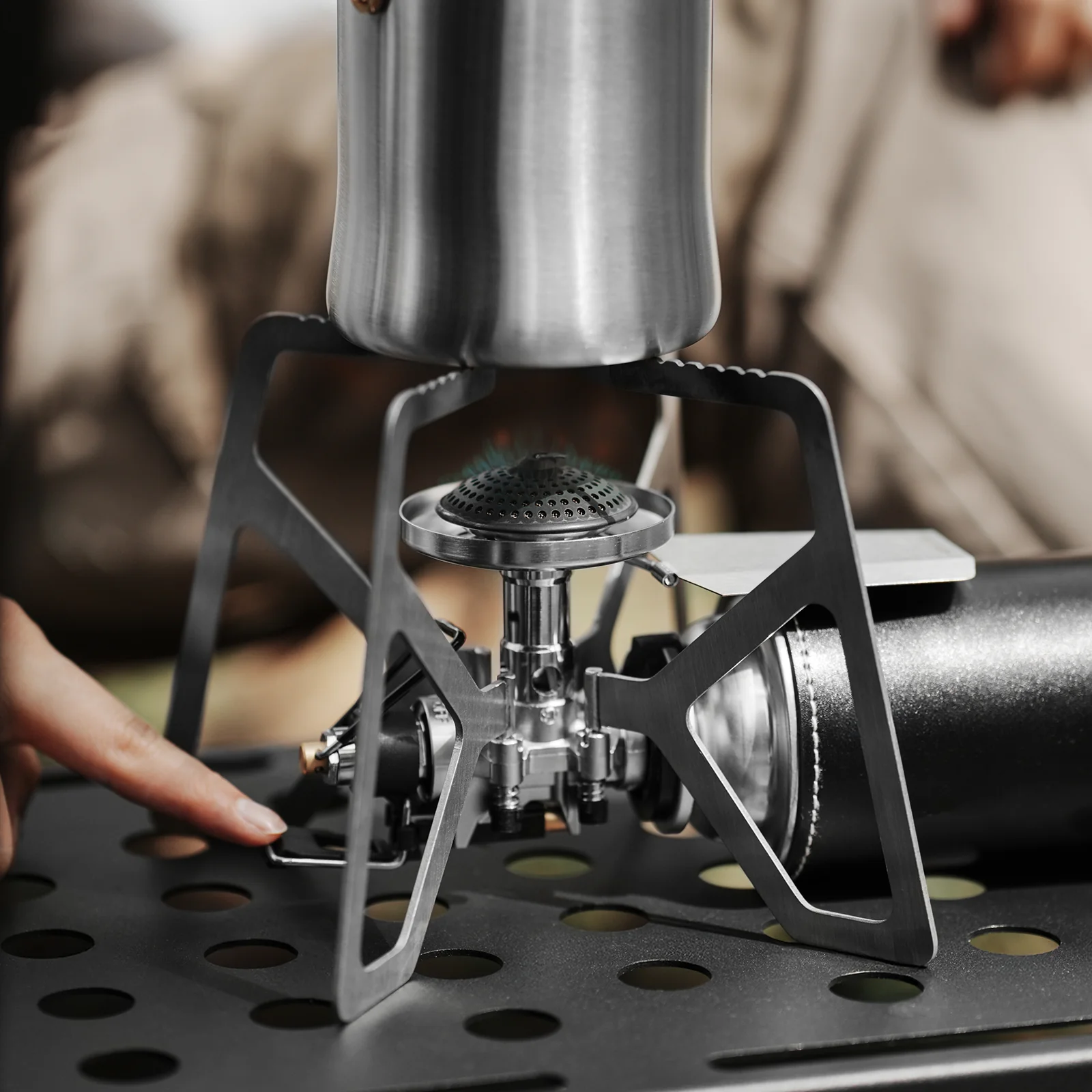 MHW-3BOMBER MET Outdoor Cassette Stove - Image 14