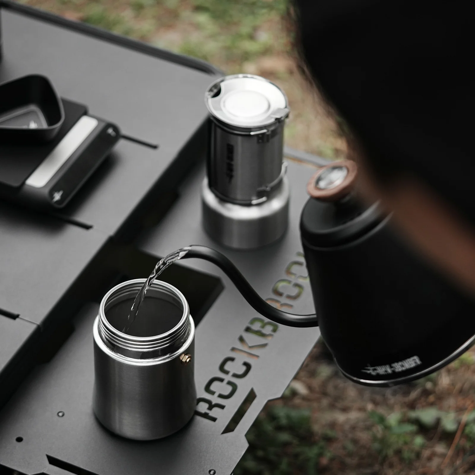 MHW-3BOMBER MET Outdoor Moka Pot - Image 13