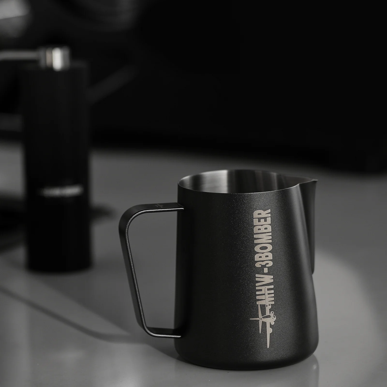 MHW-3BOMBER Milk Frothing Pitcher 3.0 Matte Black - Image 12