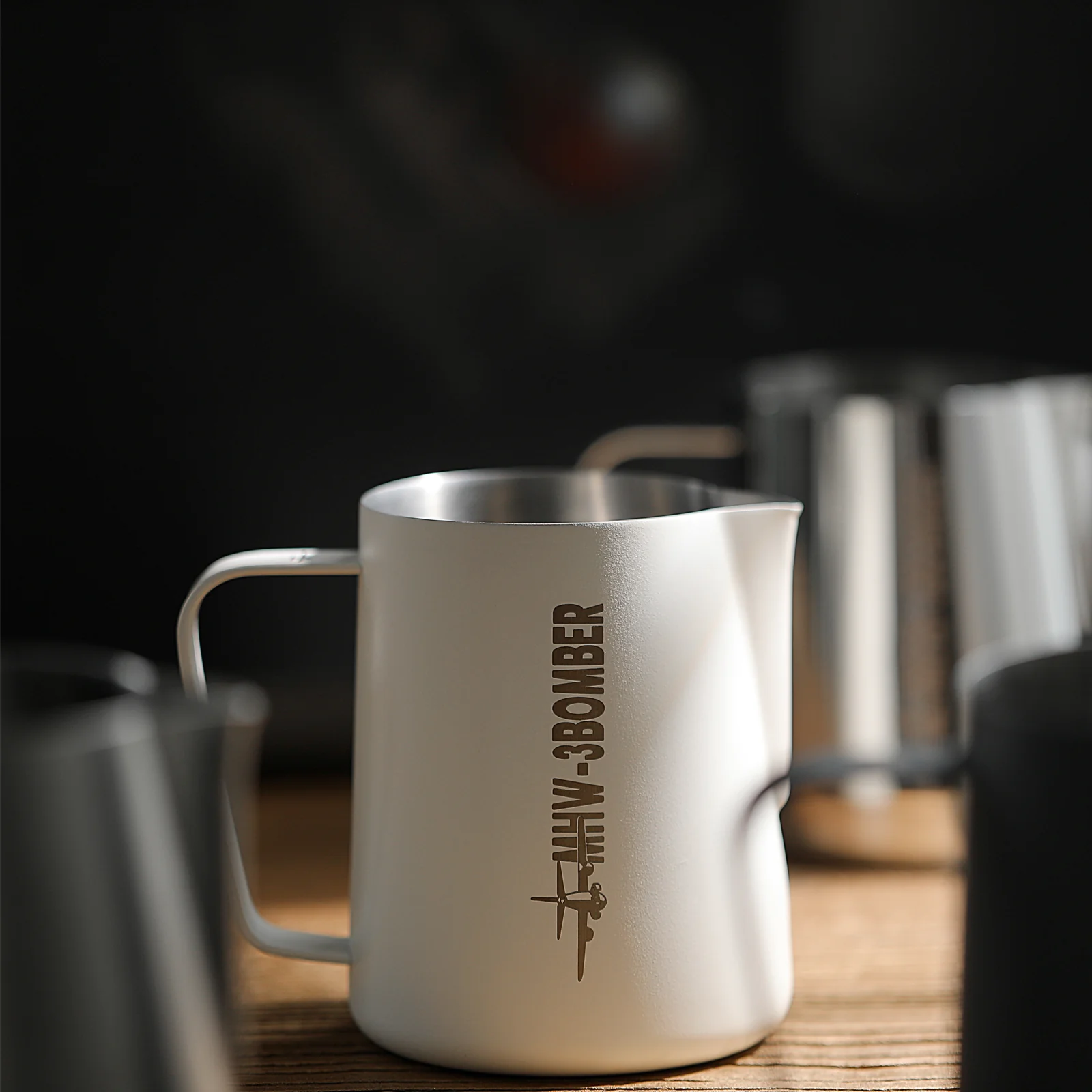 MHW-3BOMBER Milk Frothing Pitcher 3.0 White - Image 7