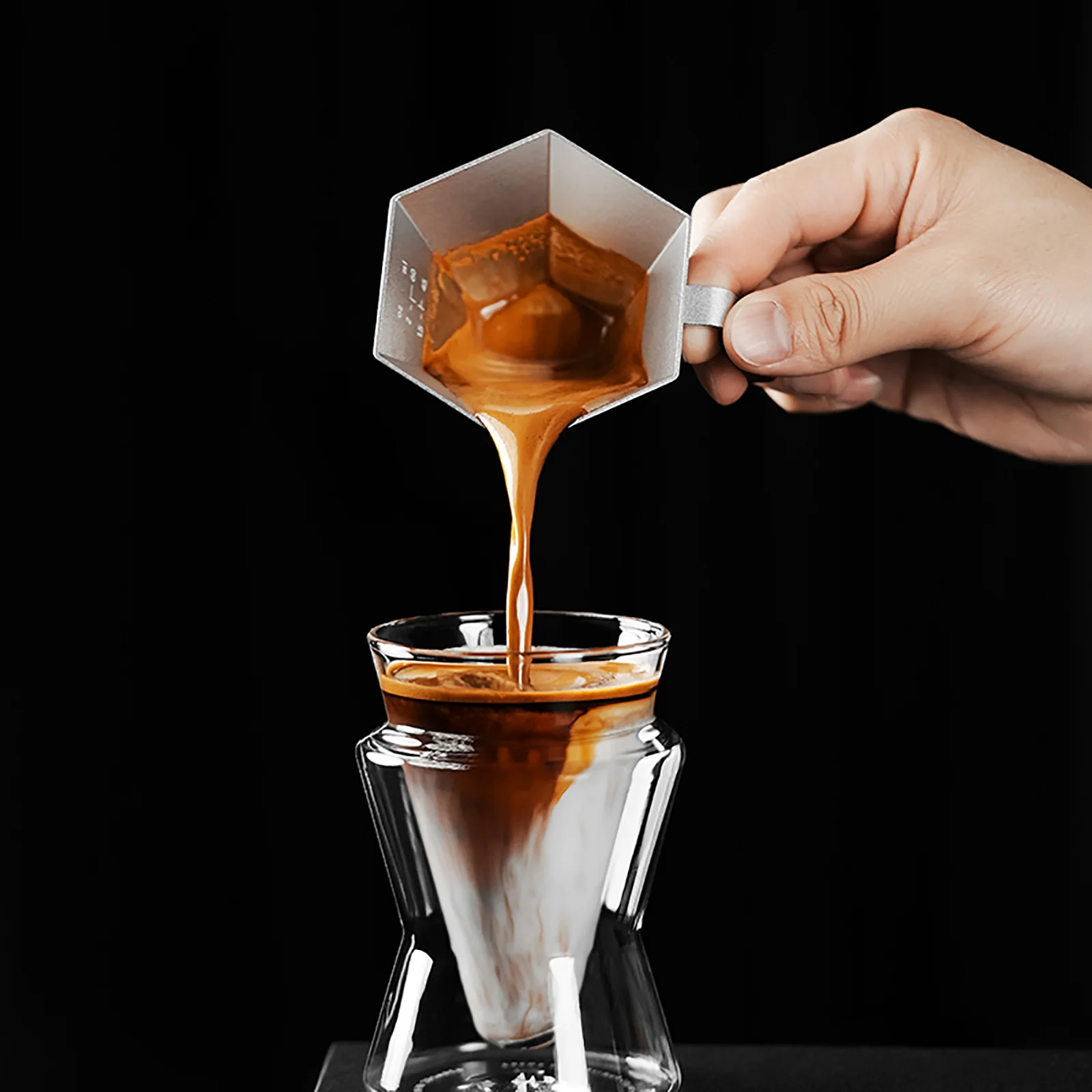 MHW-3BOMBER Prism Measuring Cup - Image 10