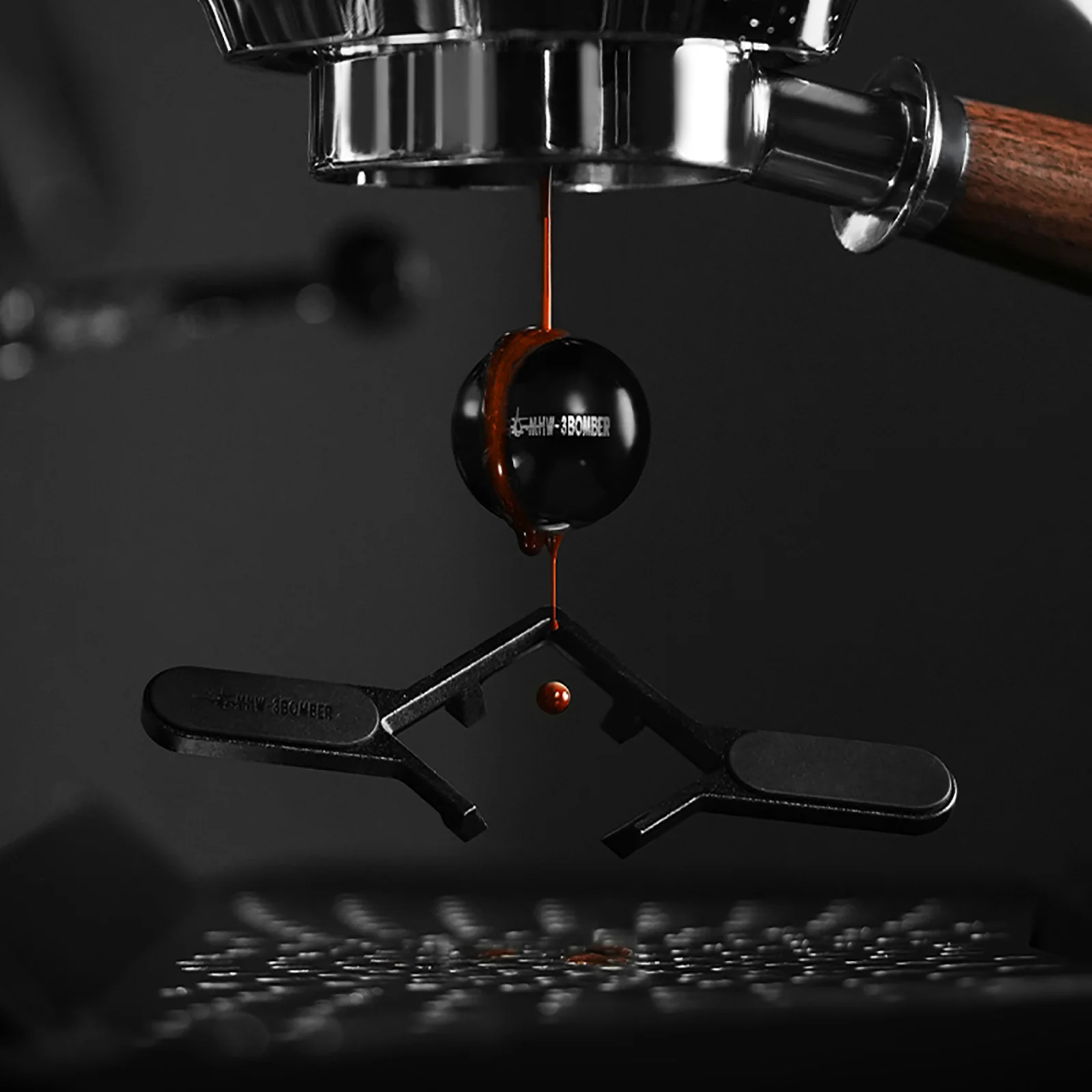 MHW-3BOMBER Smooth Espresso Chilling Ball Stand - Image 7