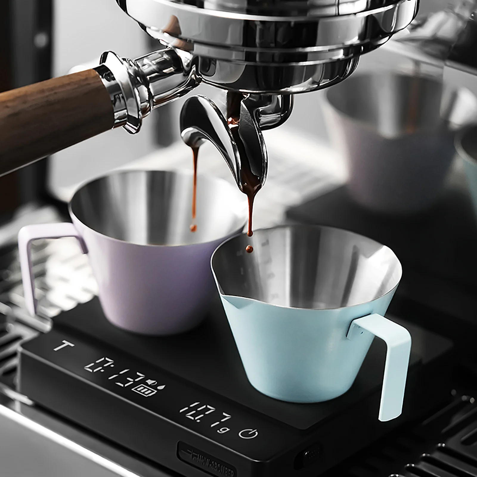 MHW-3BOMBER Espresso Measuring Cup Double Spout - Image 15