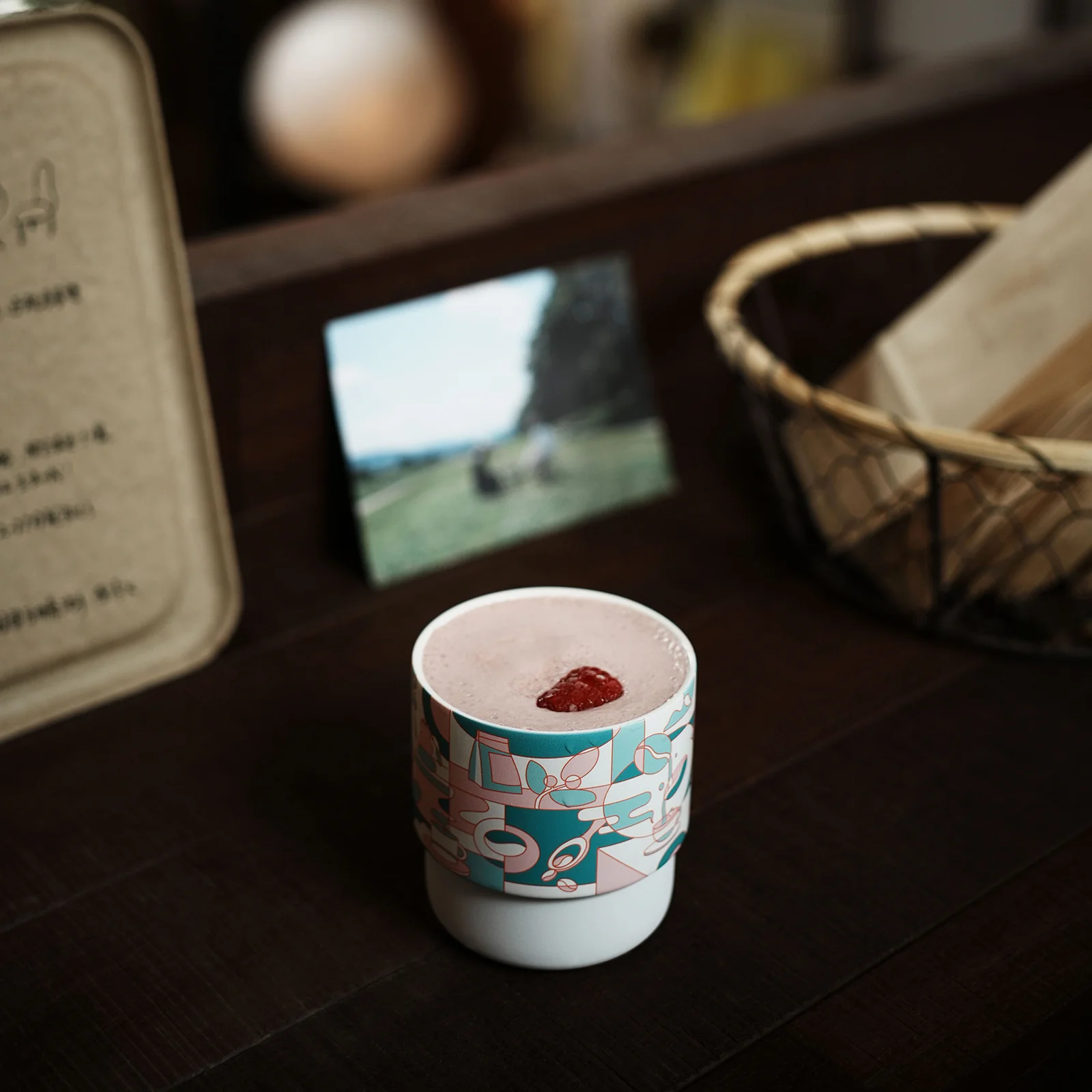 MHW-3BOMBER Swirl Cup - Image 5