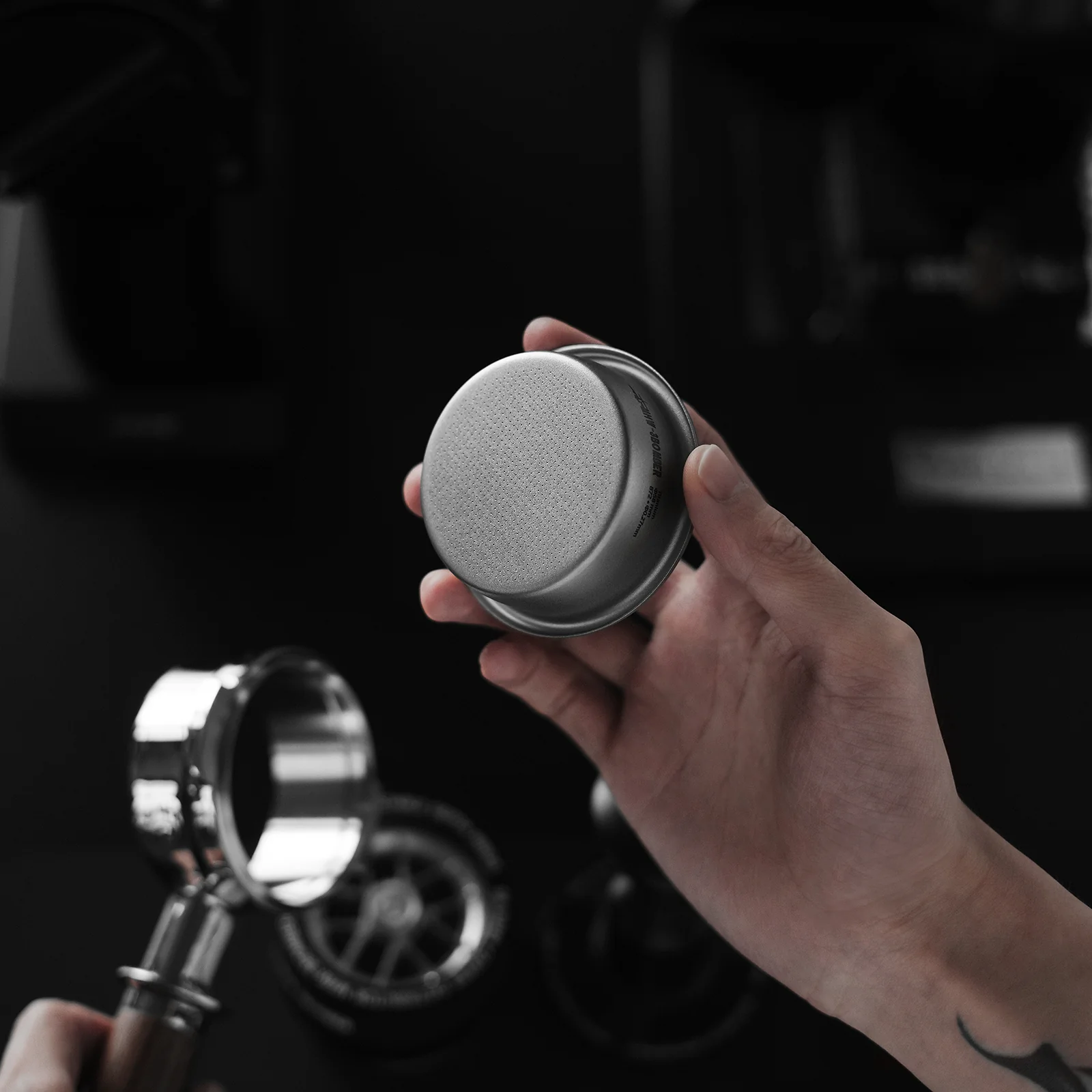 MHW-3BOMBER Titanium Filter Basket - 58mm 18g - Image 7