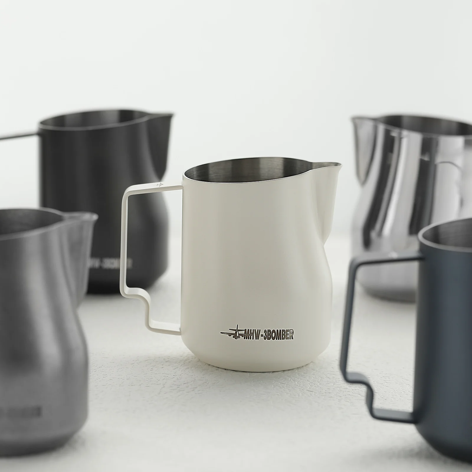 MHW-3BOMBER Turbo Milk Pitcher White - Image 5